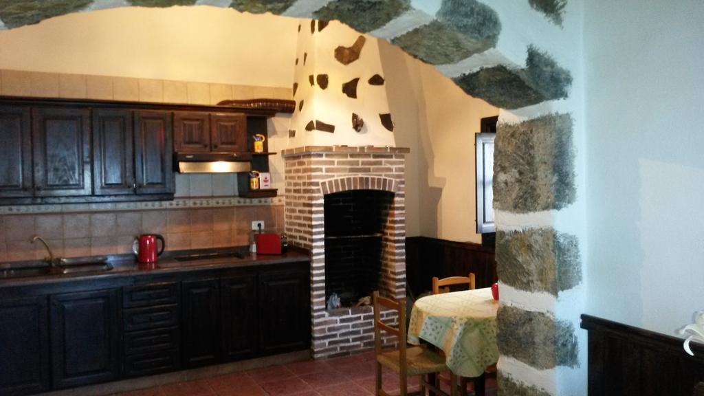 Casa Canaria La Moncloa Villa Икод де лос Винос Стая снимка